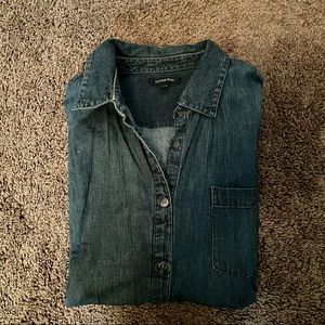 Lands end chambray button down shirt